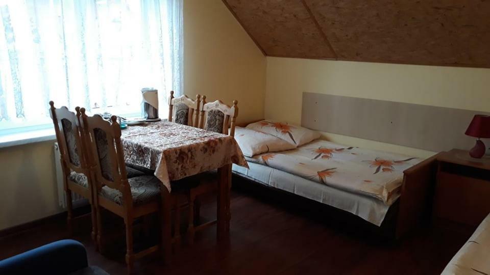 Pokoje Goscinne Asia Władysławowo Exterior foto
